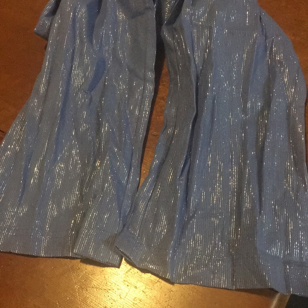 Jump suit ✨✨ - Picture 3 of 4